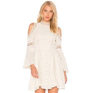 NWOT Alice + Olivia Enya Embroidered Cold-Shoulder Dress in cream Size 8